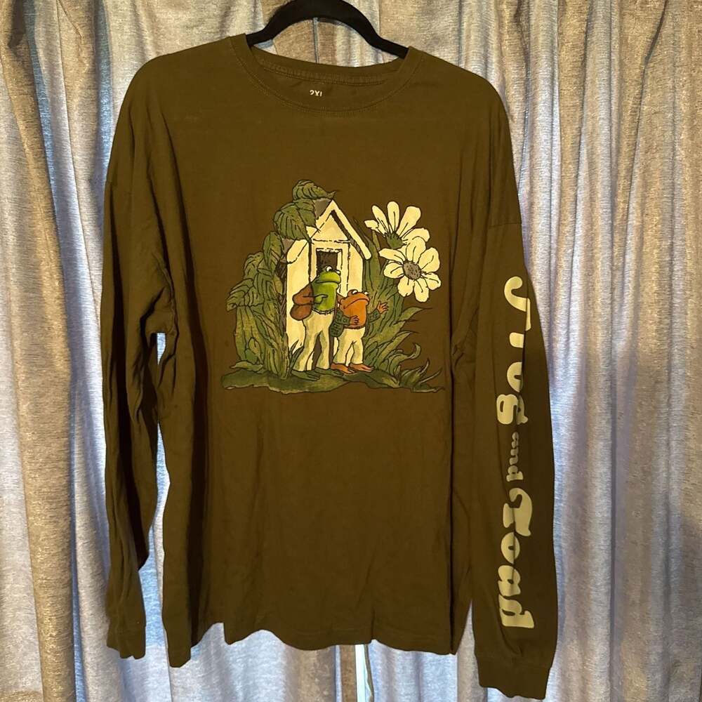 Men's Frog and Toad Shirt 2XL New w/o tags